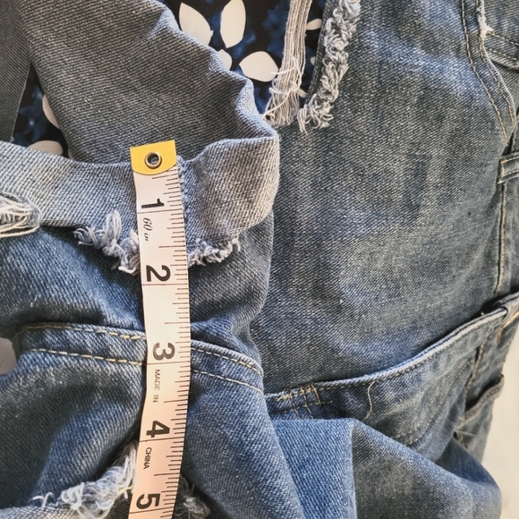 Blue Rolled Hem Denim Shorts, Slim Fit Ripped Floral Print Slash Pockets L 8-10 - Picture 7 of 13